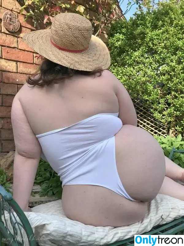 Majikmilk | Busty BBW nude photo #0027 (majikmilk)