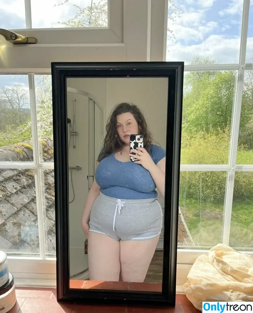 Majikmilk | Busty BBW nude photo #0078 (majikmilk)