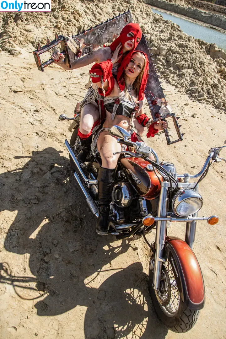 Majorkill's Warhammer 40k Cosplay nude photo #0039 (majorkill)