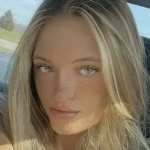 makenzie.s.xo / kenzierae.xo nude photo #0004
