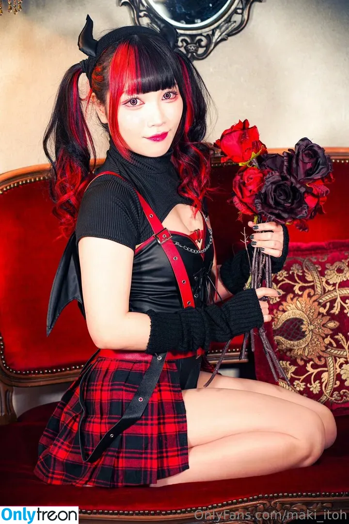 Maki Itoh nude photo #0584 (maki_itoh / makifuckingitoh)