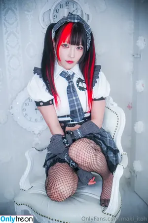 Maki Itoh / maki_itoh / makifuckingitoh nude photo #1587