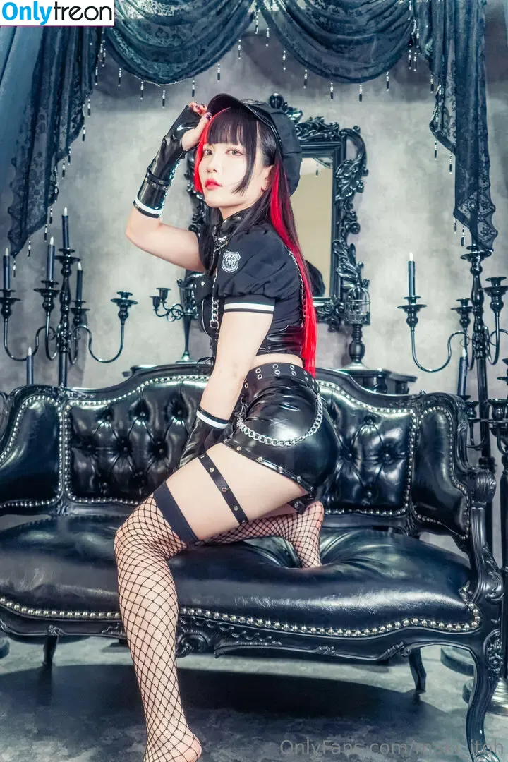 Maki Itoh nude photo #1579 (maki_itoh / makifuckingitoh)