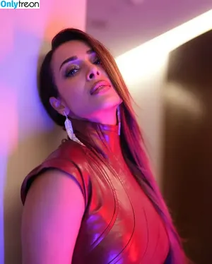 Malaika Arora / malaikaaroraofficial nude photo #0082