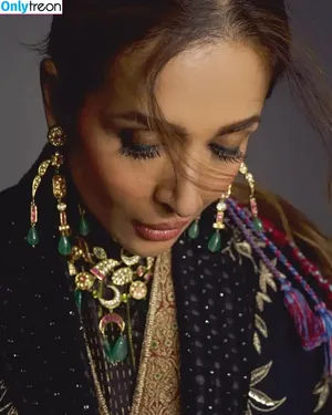 Malaika Arora / malaikaaroraofficial nude photo #0088