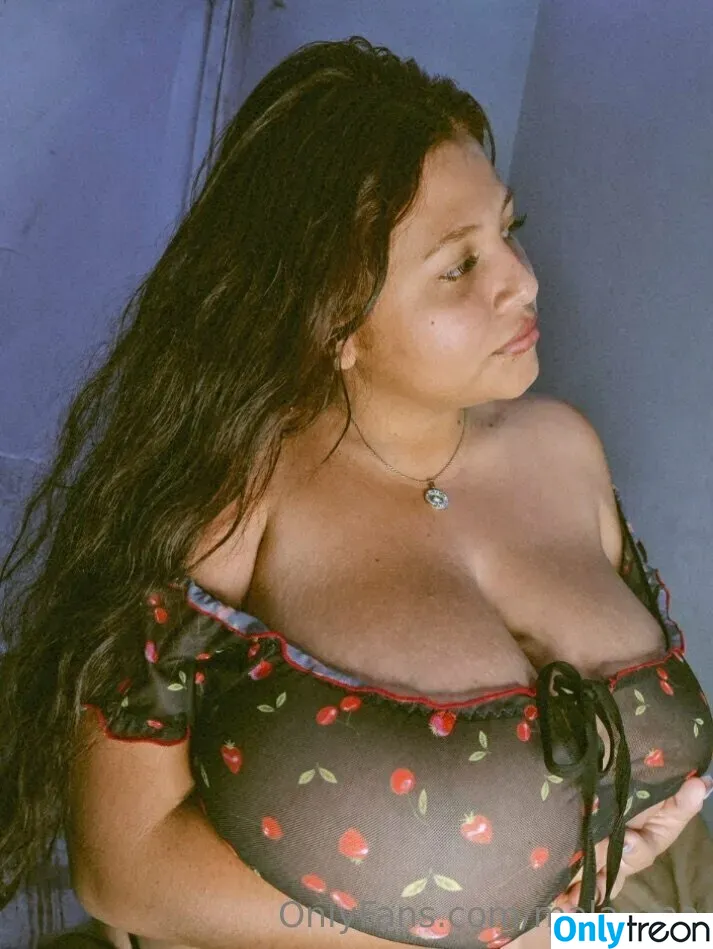 MalaSA nude photo #0022 (malasaaa / soyalondras)