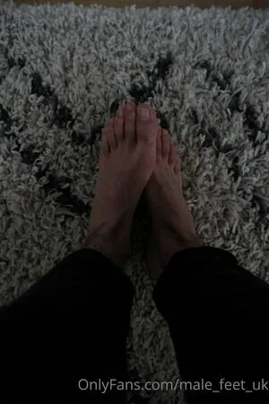 male_feet_uk / feet_ology nude photo #0069
