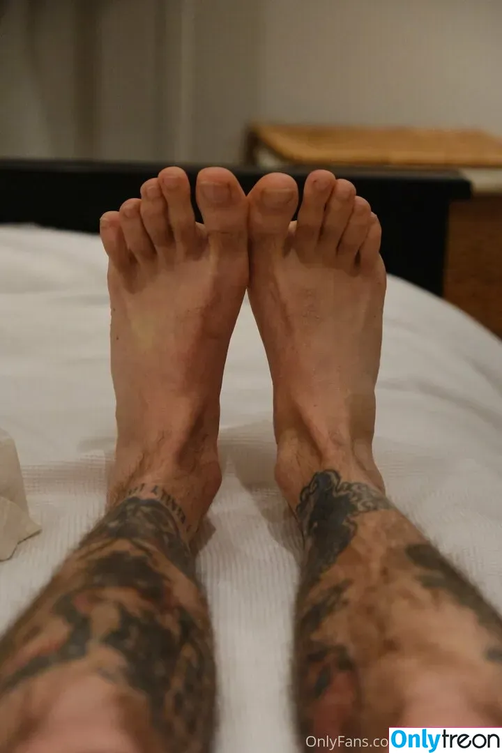 male_feet_uk nude photo #0031 (feet_ology)