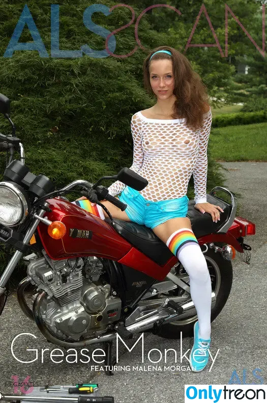 Malena Morgan nude photo #0621 (malenamorgan / malmorganxxx)
