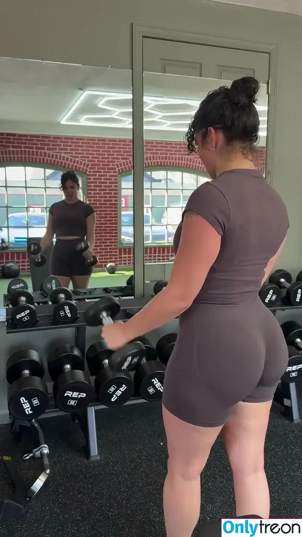 Maleni Cruz nude photo #0191 (malenicruz)