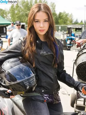 Malese Jow / melise nude photo #0006