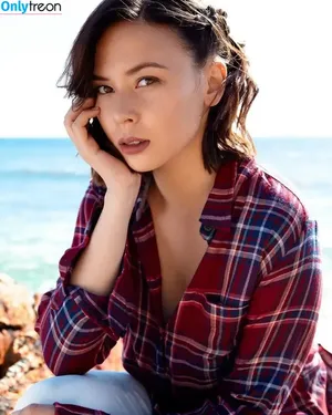Malese Jow / melise nude photo #0008