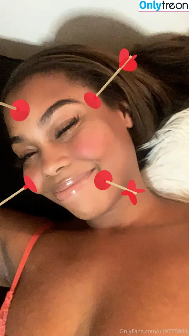 malijfree nude photo #0017 (iammalij_)