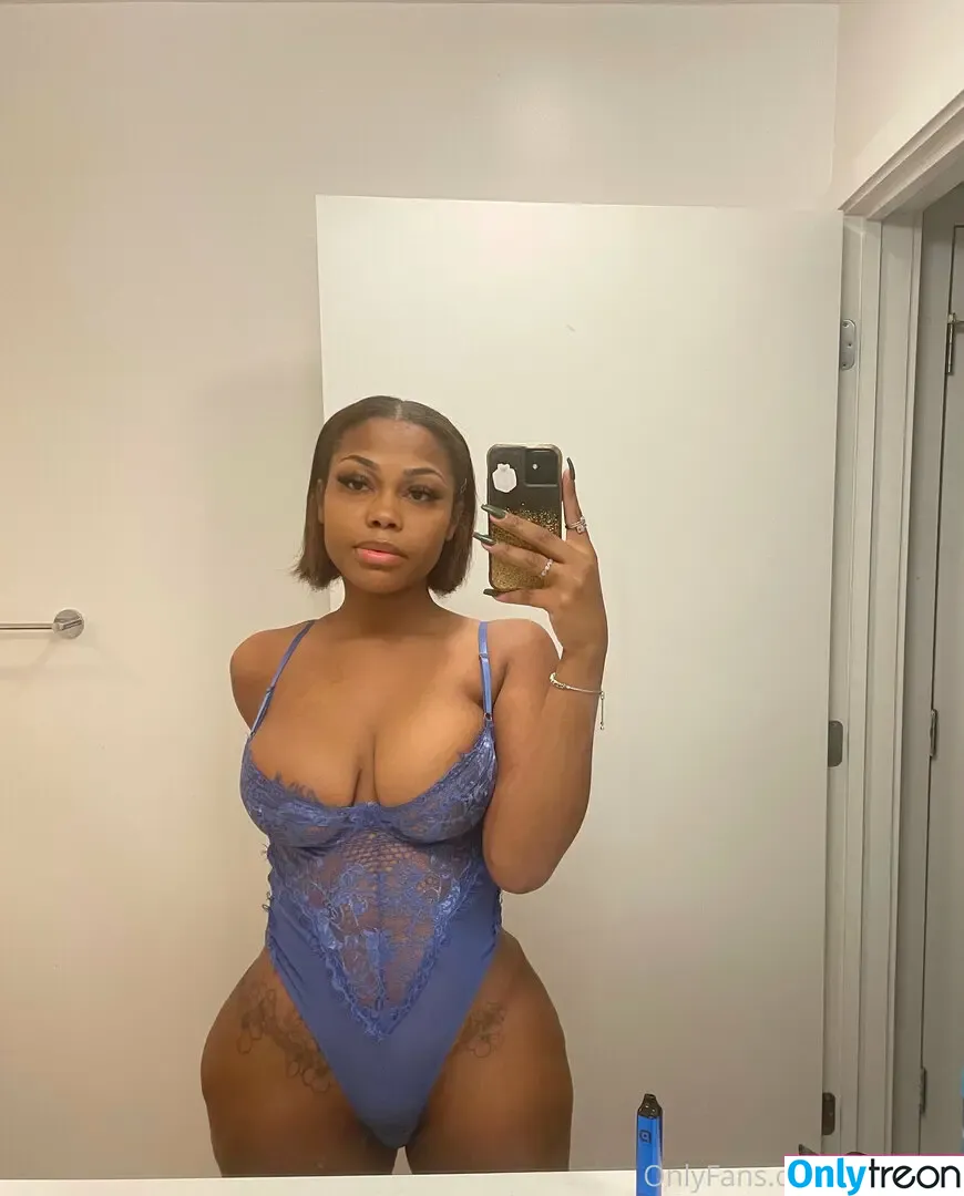 malijfree nude photo #0068 (iammalij_)