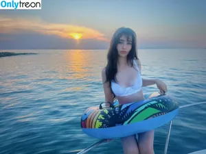 Malina Weissman / malinaweissman nude photo #0378