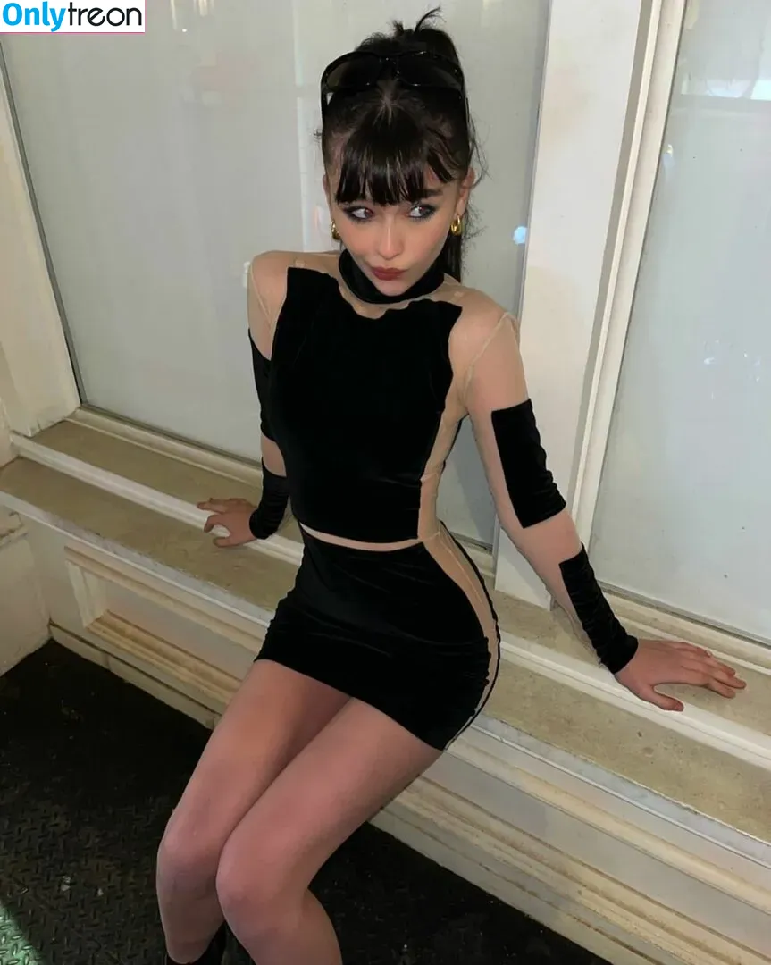 Malina Weissman голая photo #0043 (malinaweissman)