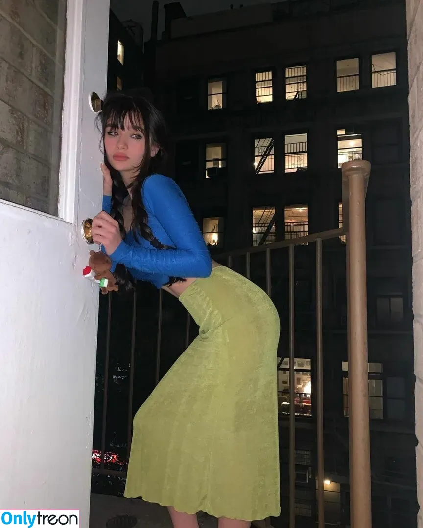 Malina Weissman nude photo #0045 (malinaweissman)