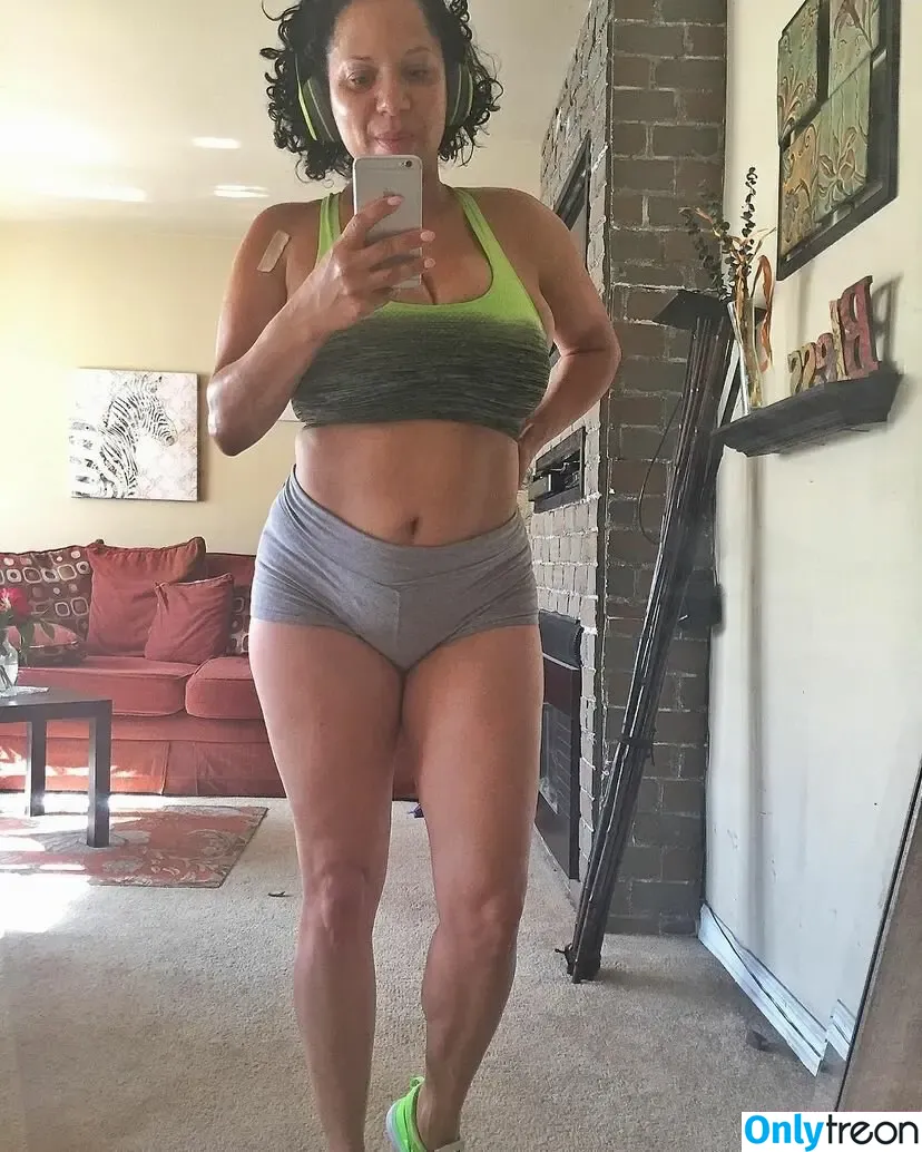Malissa Moore голая photo #0034 (hungry4moore / i_melissamoore / iammalissamoore)