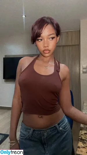 maliyaofficial / jaymali nude photo #0067