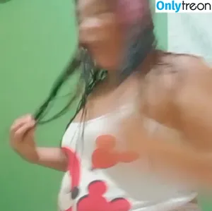 Maluquinha Dinha / maluquinhadinhaofc nude photo #0076