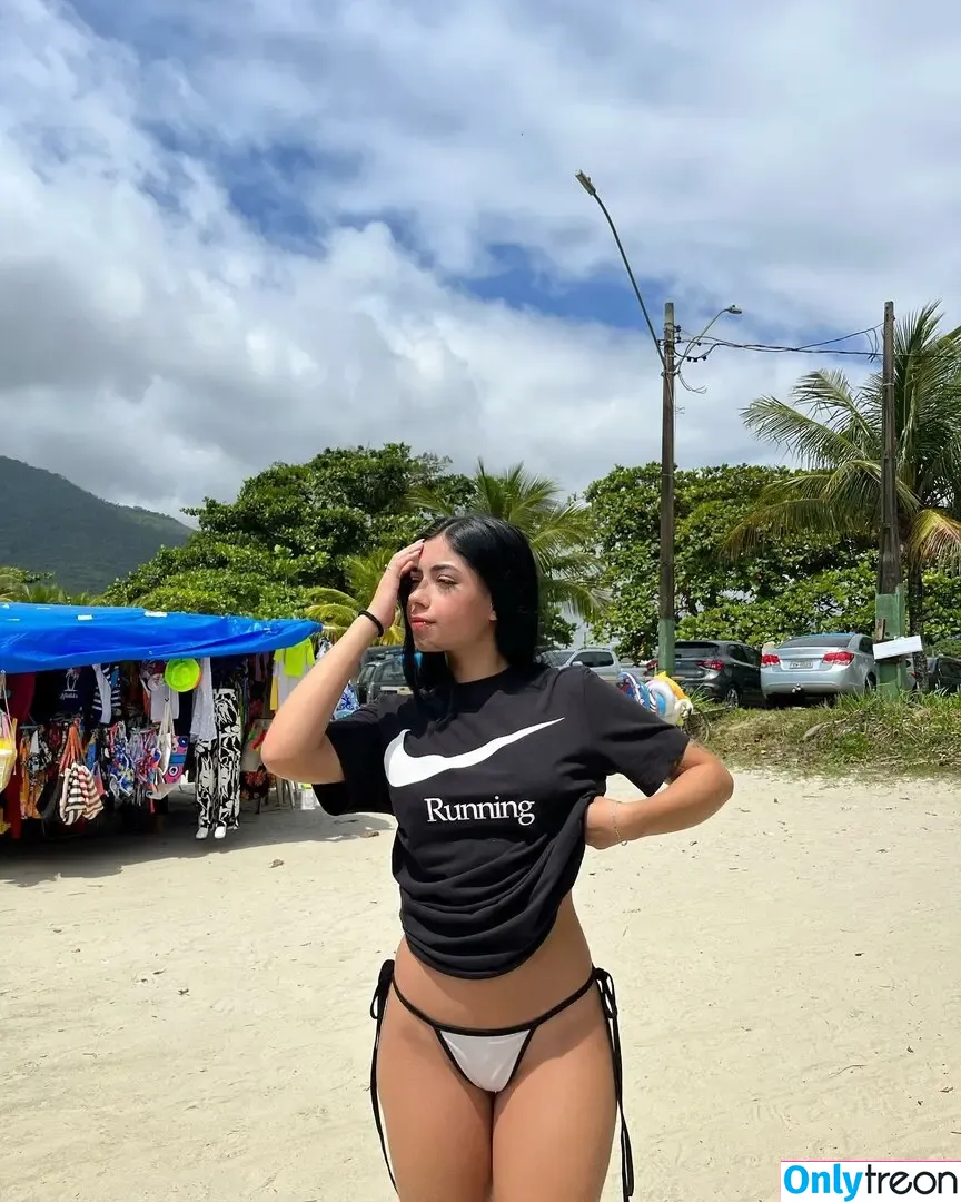 _malusg nude photo #0056 (Maria Luísa / malu.of.gratis)