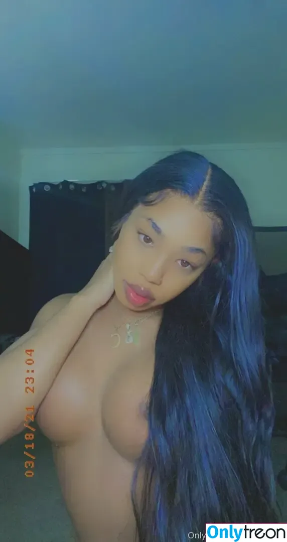 malykah4 nude photo #0004 (queeng4)