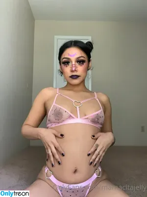 mamacitajelly / mamacitajellyy nude photo #0049