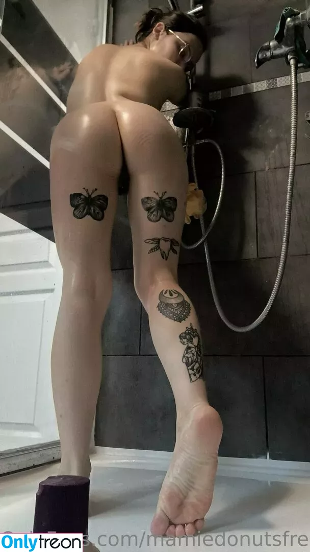 mamiedonutsfree nude photo #0034 (mamiedonutsfree)