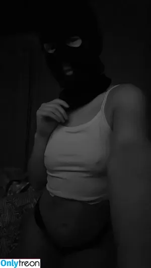  nude photo #0005