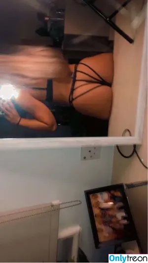 Manchester UK / shannheartilly / xxvalen444 nude photo #0006