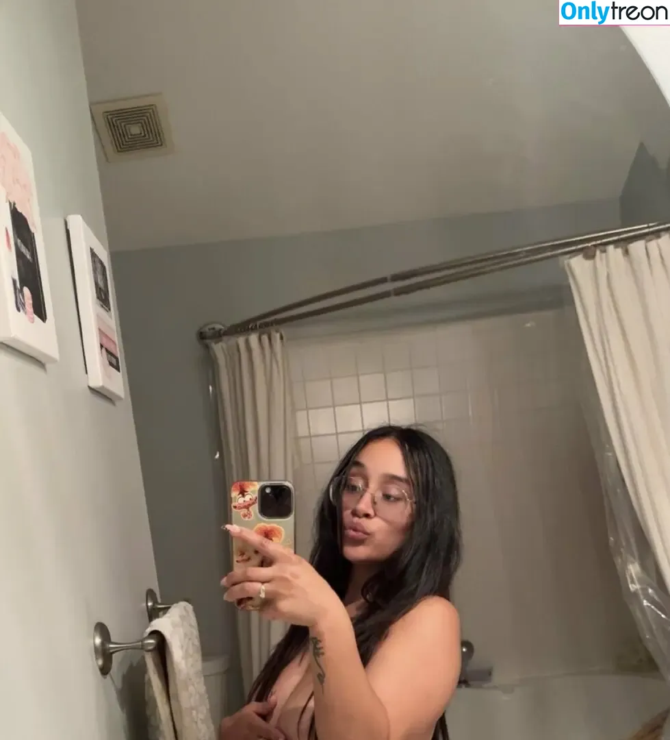 Mandaavision nude photo #0095 (boogiie.a)