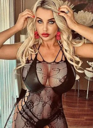 Mandity Izabella / IzabellaMandity / mandityizabella / mandityizabellu фото голая #0182