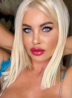 Mandity Izabella / IzabellaMandity / mandityizabella / mandityizabellu фото голая #0192