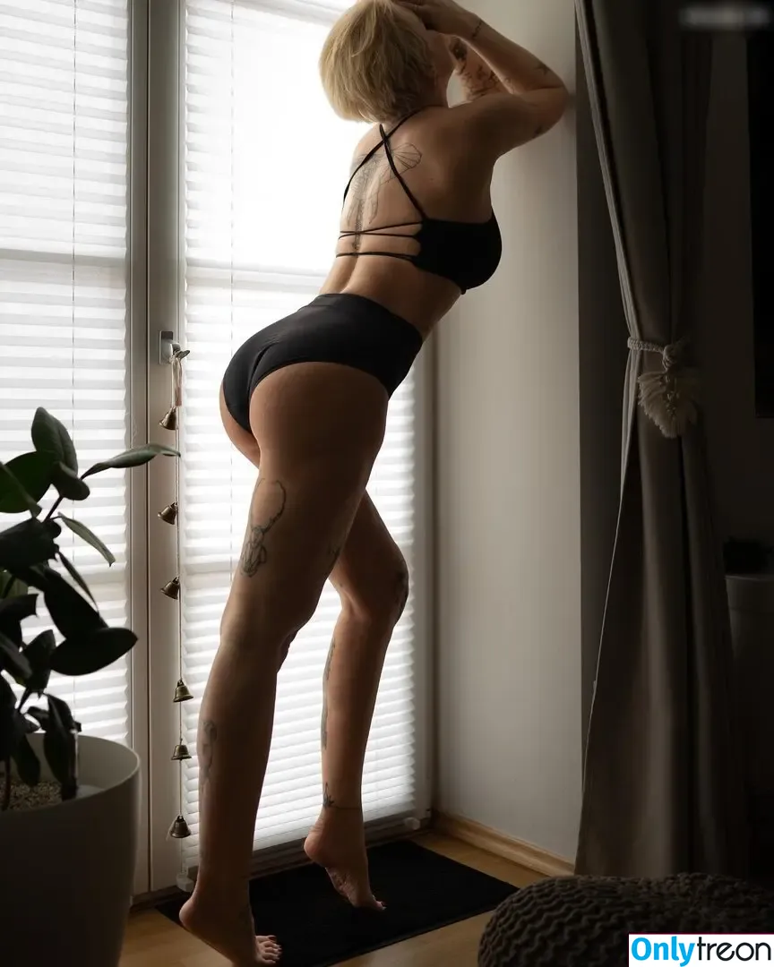 Mandy-Kay Bart nude photo #0011 (mandykaybart)