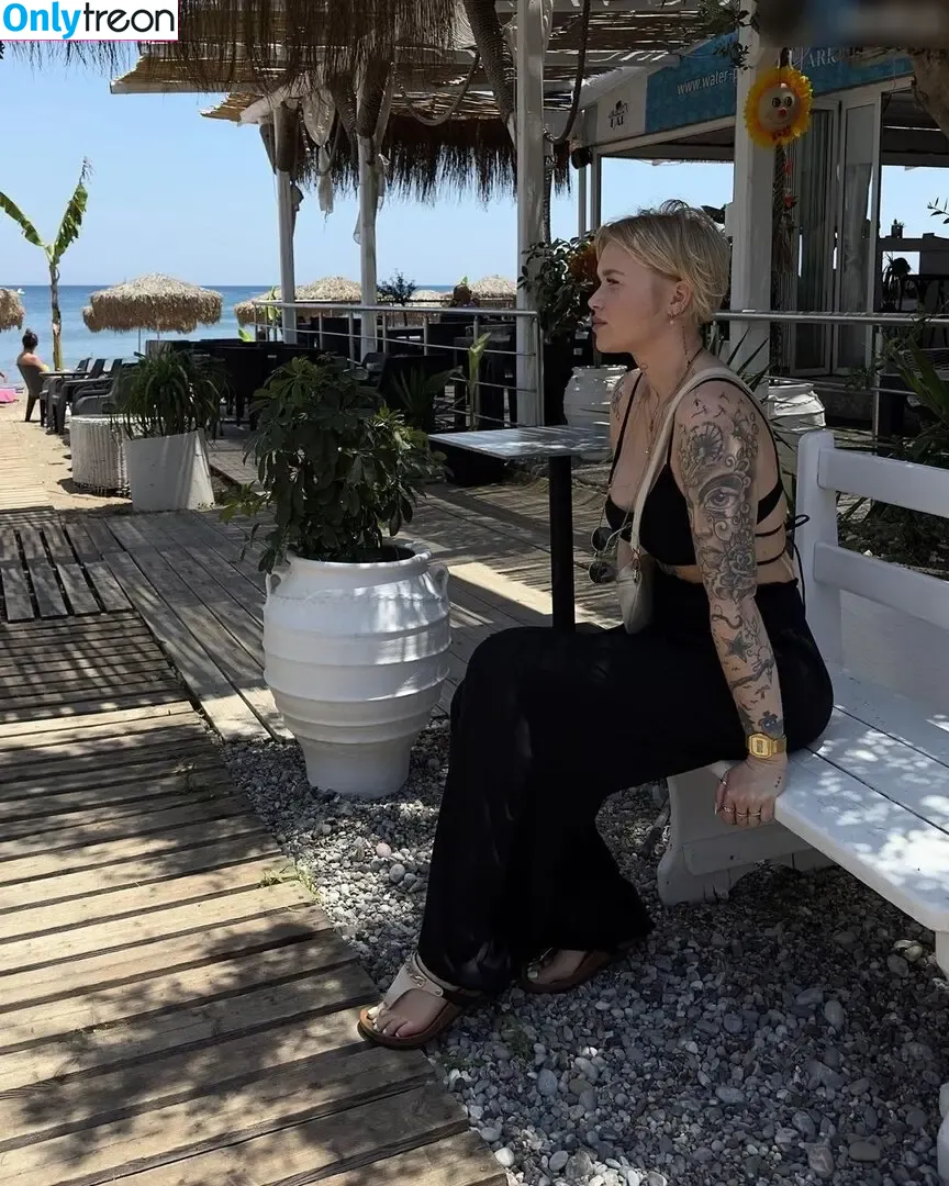 Mandy-Kay Bart nude photo #0021 (mandykaybart)