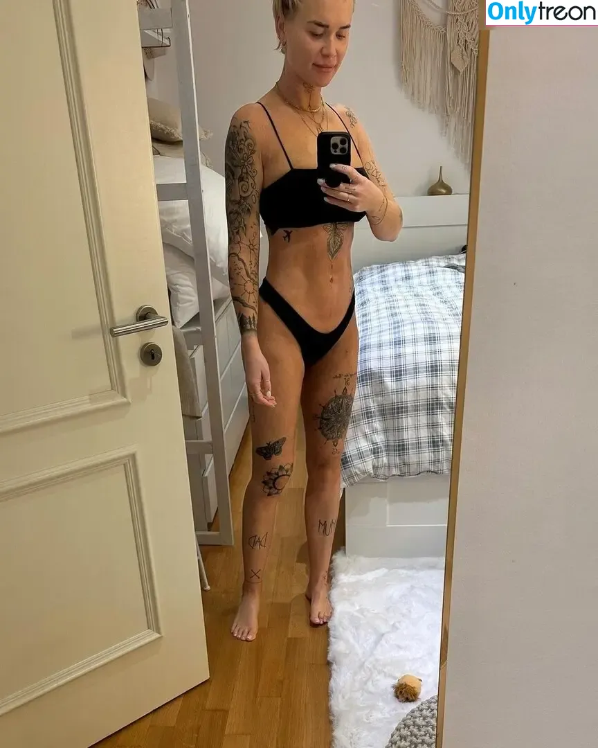 Mandy-Kay Bart голая photo #0107 (mandykaybart)