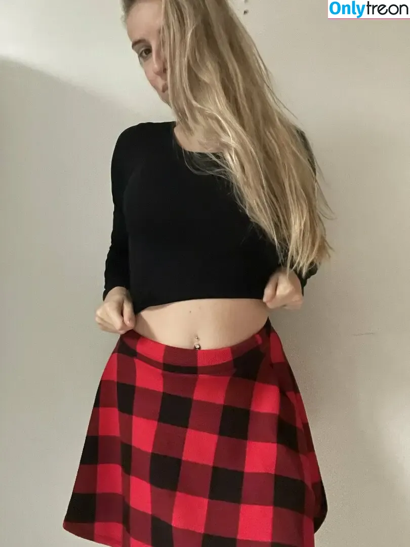 mandyfoxx голая photo #0012 (mandyfox94)
