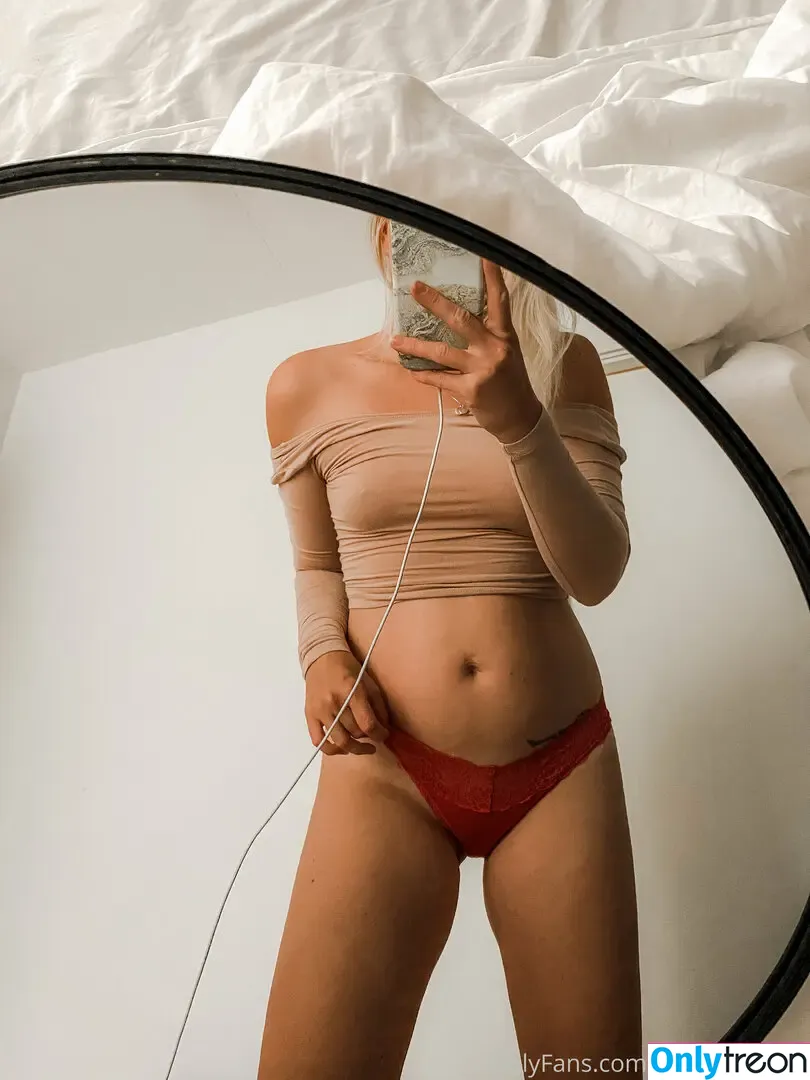 mandylexi nude photo #0054 (lexipooooh)