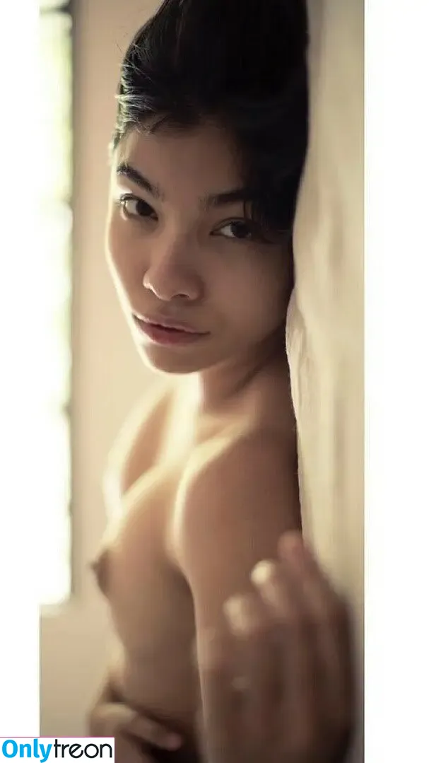 Manguito nude photo #0001 (mangostristes)
