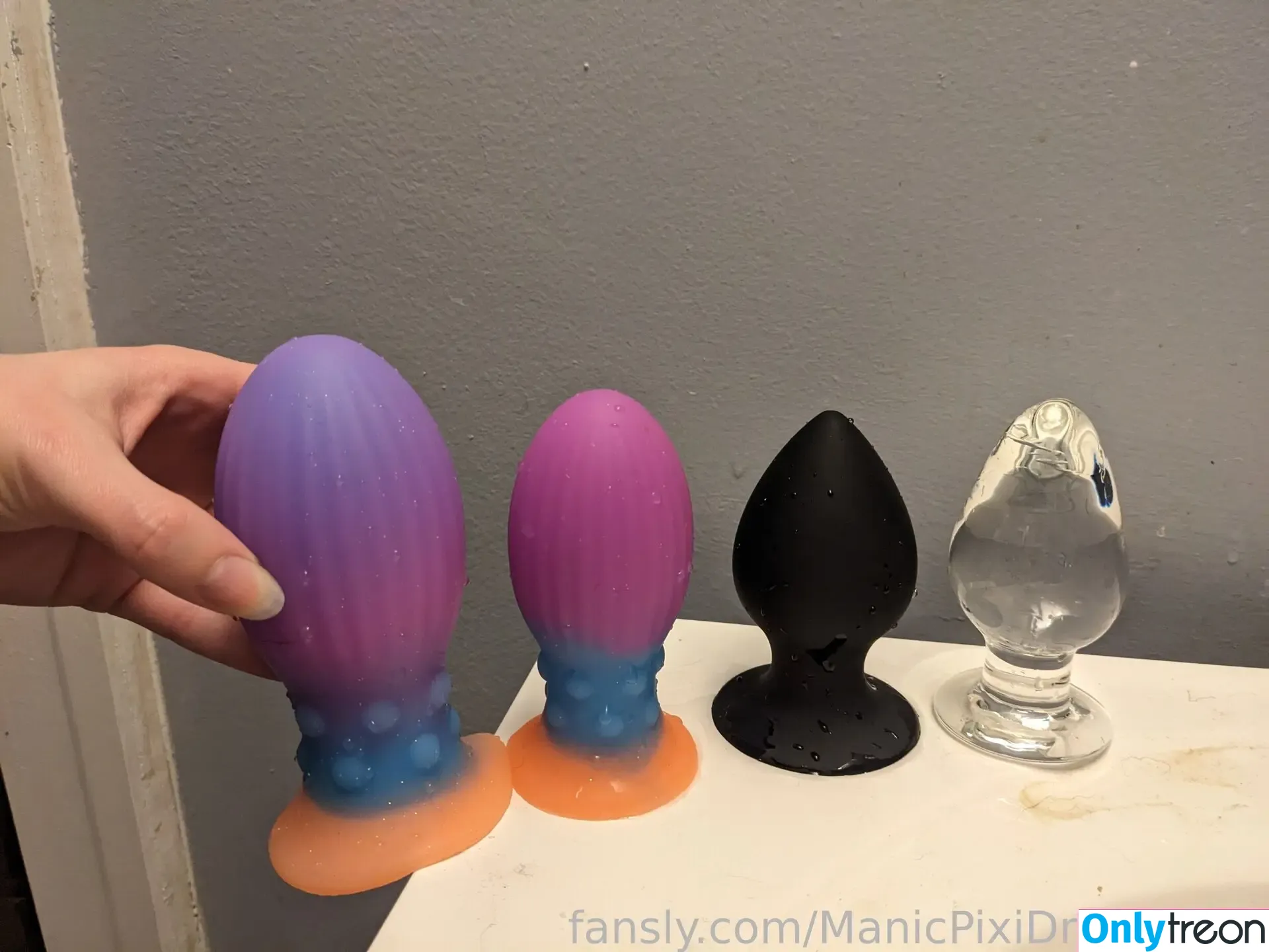 ManicPixiDreamSlut nude photo #0008 (manicpixidreambitch)