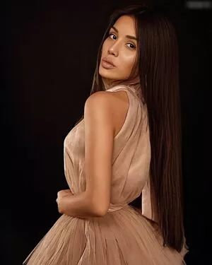 Manika Corpuz / corpuzmanika / tsmanika фото голая #0075