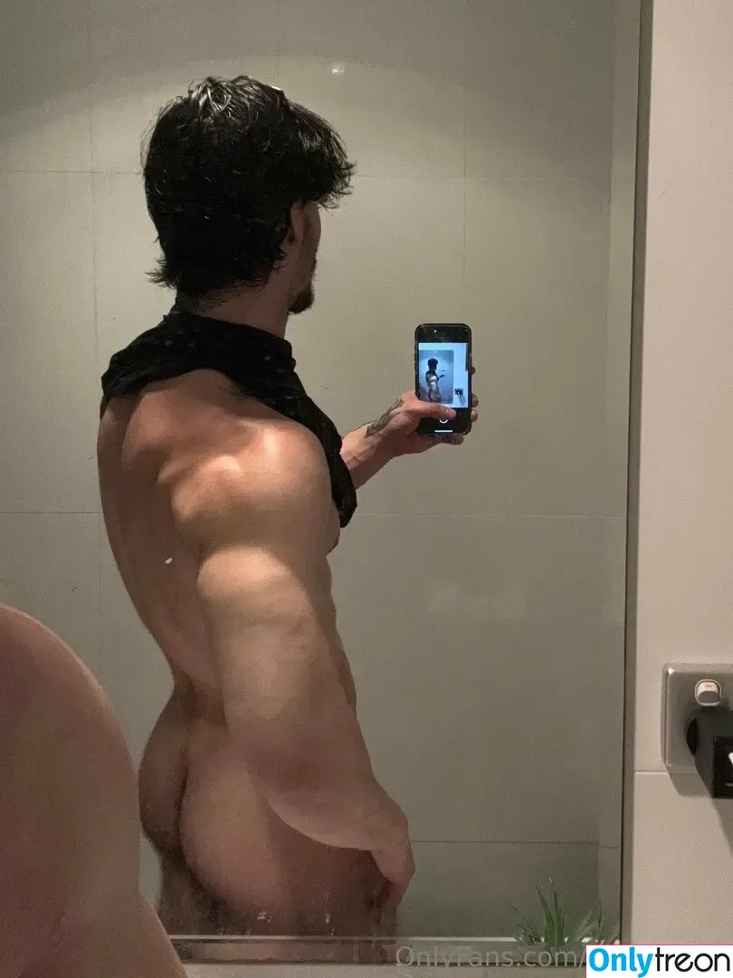 manny11x nude photo #0020 (manny11x)