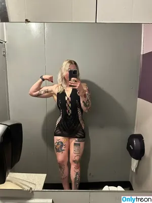 marceline_vox / MarcelineVox / satanscowgirl / satanscowgirl (Marci nude photo #0206