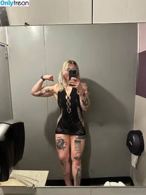 marceline_vox / MarcelineVox / satanscowgirl / satanscowgirl (Marci nude photo #0207