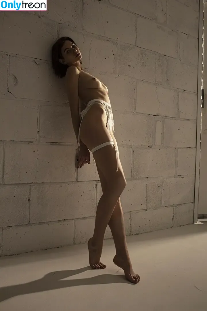 marcelinesi nude photo #0025 (Alice_waterfall / marcelinespage / xtbshh)