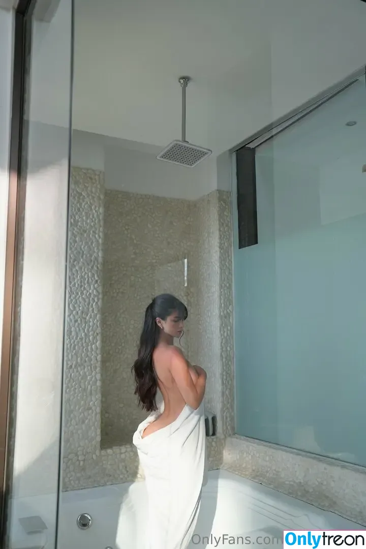 marcimoral nude photo #0054 (marcimoral)