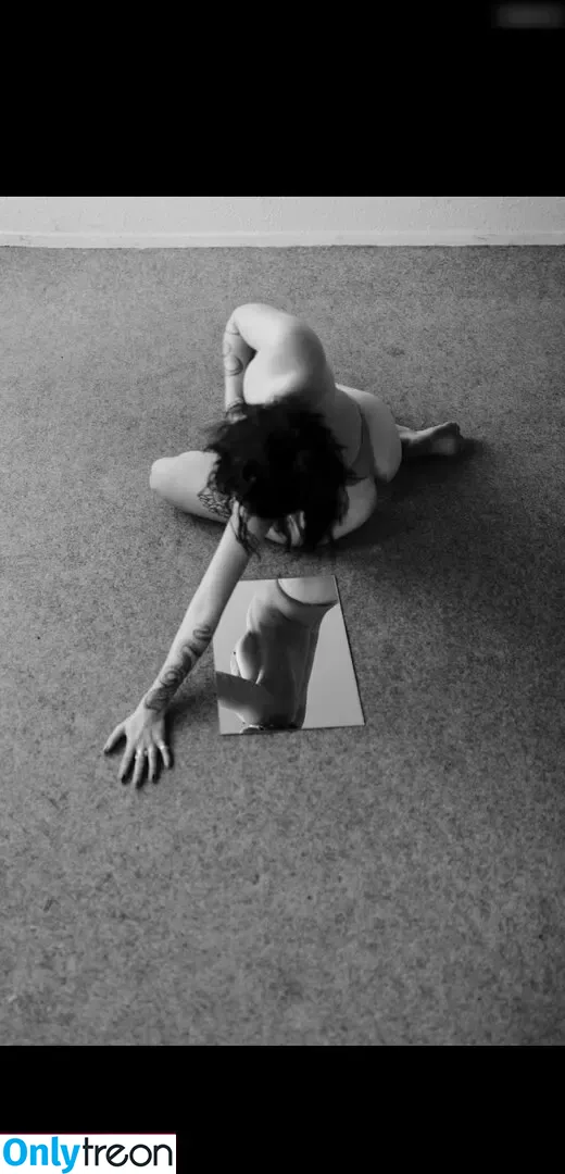Mare Cirko nude photo #0026 (marecirko)