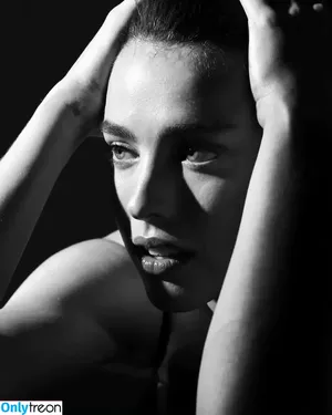 Margaret Qualley / margaretqualley nude photo #0181