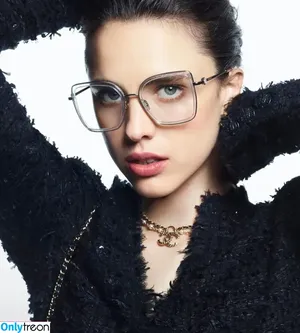 Margaret Qualley / margaretqualley nude photo #0215