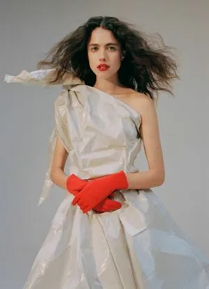 Margaret Qualley / margaretqualley фото голая #0178
